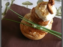 Religieuses aux girolles, aux noisettes et au fromage de chèvre