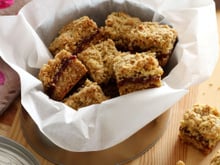 Carrés aux dattes et flocons d'avoine