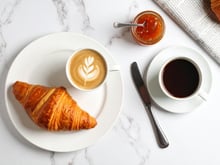 Petit-déjeuner : 3 aliments du matin qui entretiennent l'inflammation chronique sans le savoir