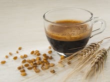 Bretagne : un café à l'orge que sa créatrice appelle Orge Clounet. On a hurlé de rire