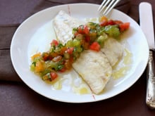 Filets de daurade, sauce vierge