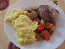 Gigot de 7 heures aux petits légumes