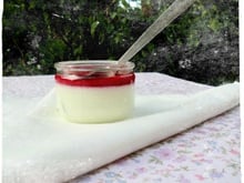 Légère panna cotta et son coulis