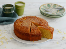 Gâteau à la semoule et aux amandes en poudre