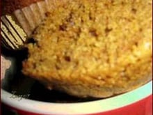 Muffins complets aux noix et aux carottes