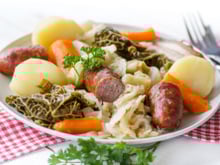 Idéale pour l’hiver et le froid : notre chef livre ses secrets pour réussir une bonne potée de chou