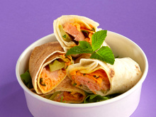 Wrap au saumon aux notes japonaises