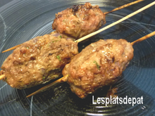 Brochettes de boulettes