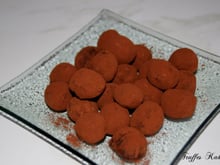 Truffes au chocolat et poudre d'amandes