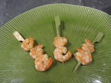 Brochettes de crevettes au piment
