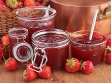 Confiture : faut-il vraiment 1kg de sucre pour 1kg de fruit comme le faisaient nos grands-mères ? Un expert nous répond