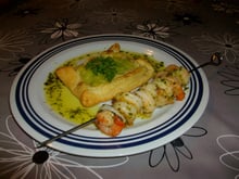 Carpaccio de courgettes et de concombre sur son lit de mascarpone  facon tartelette