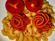 3 Pâtes à la tomate et poivron croquant