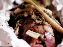 Gigot d'agneau mariné en papillote