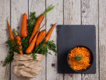 Carottes en vrac vs barquette de carottes râpées : pourquoi une telle différence de prix ?