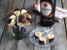 Mini roulés de crêpes au rhum et à la banane