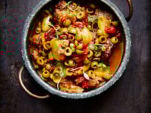 Agneau Txilindron aux olives d’Espagne