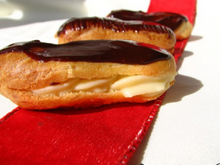 Petits éclairs à la crème pâtissière et à sa ganache chocolat