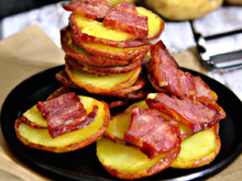 Galettes de pommes de terre au saucisson