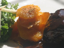 Joue de veau braisée au vin de Bordeaux et carottes confites