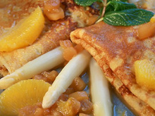 Crêpes aux asperges blanches des Landes et oranges, façon suzette