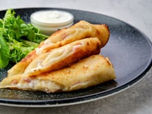 « Un résultat dément » : François-Régis Gaudry dévoile sa recette de crêpes gratinées au jambon