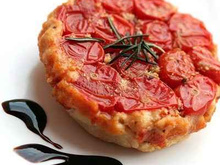 Petite tatin de tomates cerises au miel