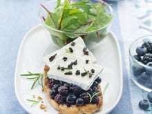 Tartines baies noires et Caprice des Dieux