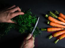 5 recettes aux fanes de carottes