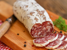 Au frais ? À température ambiante ? Voici où il faut ranger le saucisson pour bien le conserver