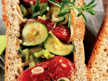 Pain de mie complet aux légumes marinés