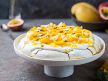 Pavlova aux fruits exotiques