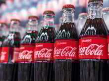 Vous trouvez que le Coca-Cola du McDonald’s a meilleur goût que celui que vous achetez ? Voici la raison