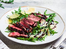 Découvrez la tagliata : le secret toscan pour une viande de bœuf ultra-tendre qui va bluffer vos invités !