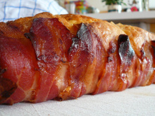 Cake aux pruneaux et lards