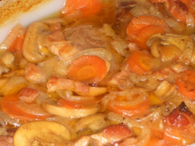 Joues de porc aux lardons et à la bière