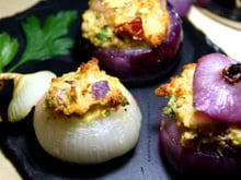 Oignons farcis à l'italienne