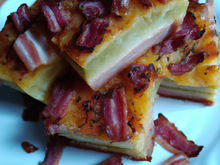 Cake à la raclette et au  bacon