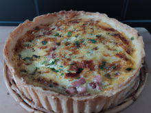 Quiche Lorraine traditionnelle sur sa pâte brisée maison