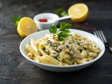 Facile et délicieux : vous allez vous régaler avec  notre recette de pâtes au citron et parmesan !