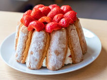 Charlotte aux fraises facile