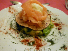 Rose de saumon fumé au cœur de sorbet de citron vert