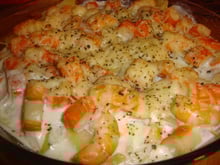Gratin pommes de terre, surimi, crevettes