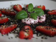 Fraises au basilic et au poivre noir