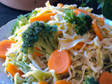 Salade de pâtes aux carottes et aux brocolis