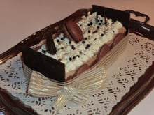 Bûche macarons et trois chocolats