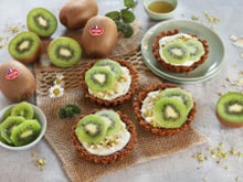 Tartelettes au granola et kiwi