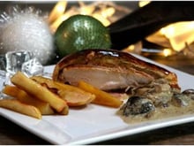 Feuilleté de poulet au foie gras