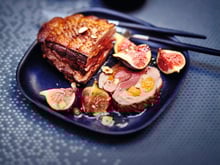 Rôti de magret de canard figues-abricots