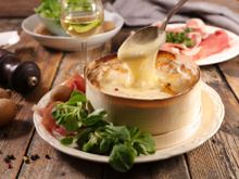 Découvrez nos idées de recettes à base de fromage fondu parfaites pour la saison !